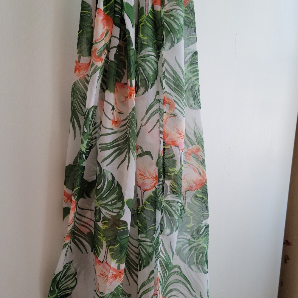 Pretty flamingo scarf..